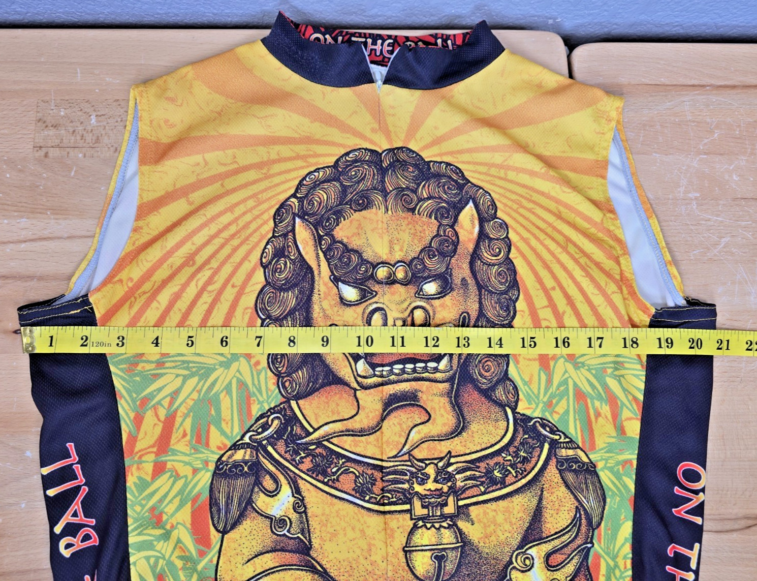 Primal Foo Dog On The Ball Cycling Jersey Shirt Men’s L No sleeve Back Pocket