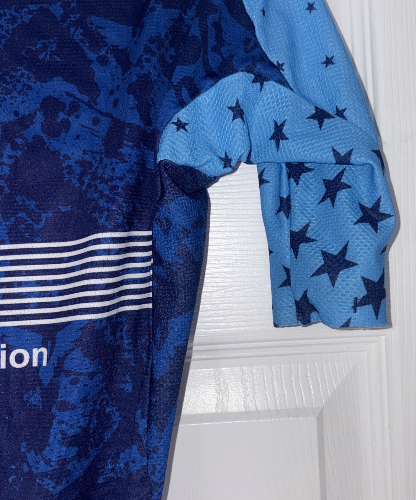 Hincapie American Cycling Team Men’s Small Short Sleeved Lightweight Jersey