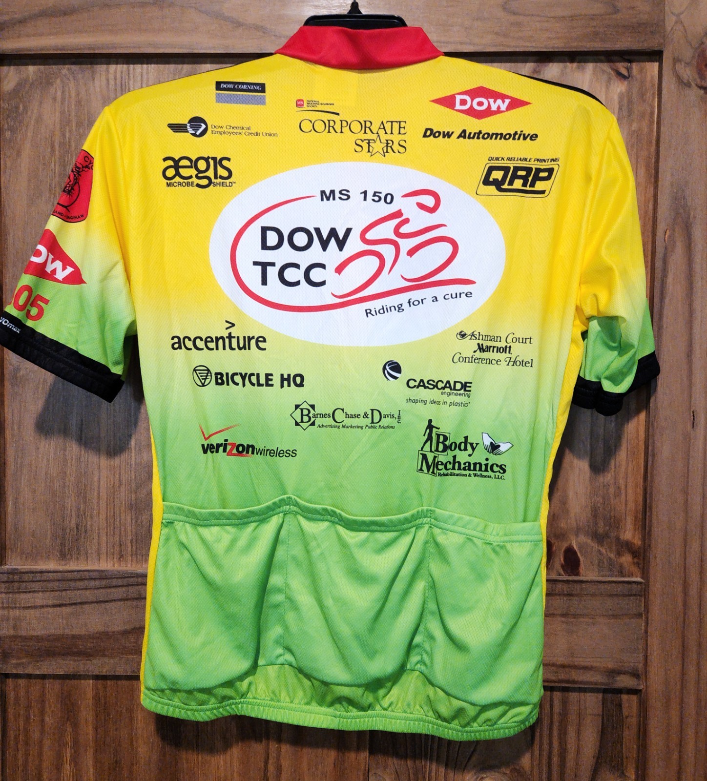 VOmax Multicolor Mens Cycling Jerseys DOW MS 150 Sizes Large / XXL Vtg DOW