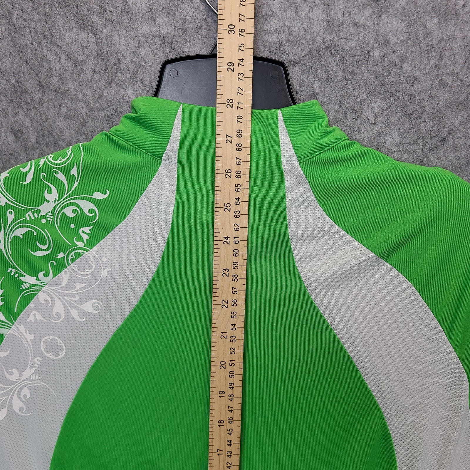 Novara Cycling Jersey 1/4 Zip Womens XL Green SS Bike 2 Back Pockets W/ Zip PKT