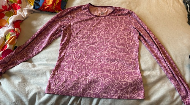 *Price Drop*—Women VTG cycling wear lot – Pearl Izumi Hawaii Patagonia