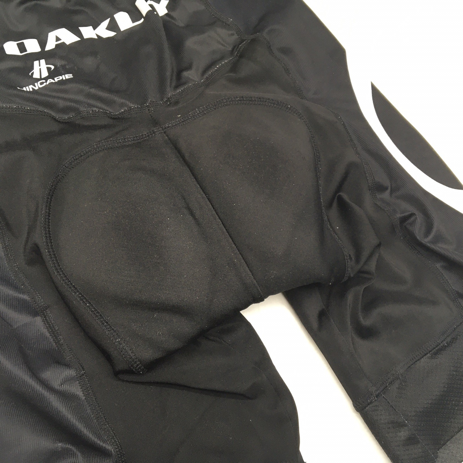 Hincapie Oakley Mens Cycling Kit Jersey (S) and Bib Shorts (M) Socks Read