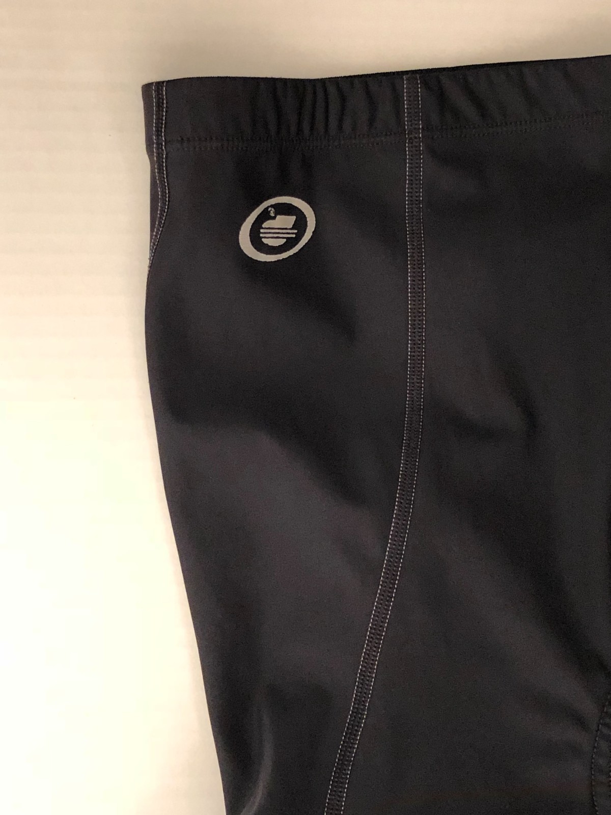 IllumiNITE Men’s Black Calf Compression Sleeves Cycling Sports Size Large