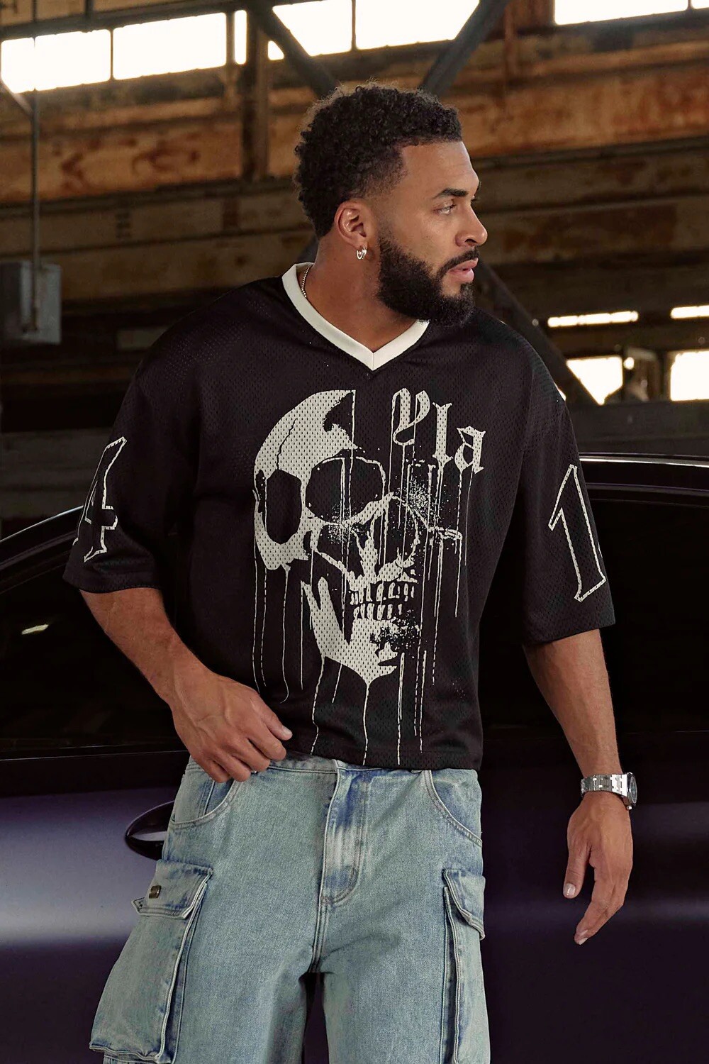 YoungLA- 4015- DRIPPY SKULL JERSEY – Black – Size Small