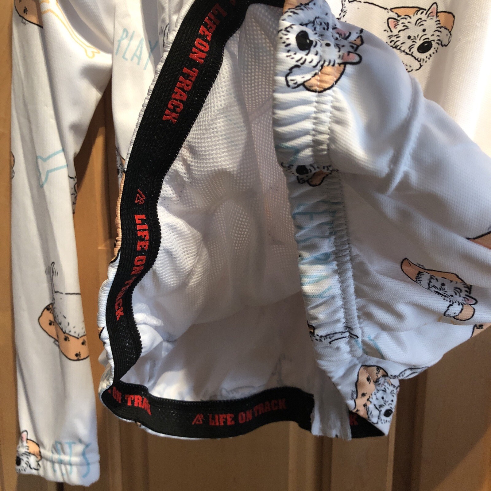 Life on track cycling jersey Scotty dog Women’s size 2 XL Long sleeve zip￼