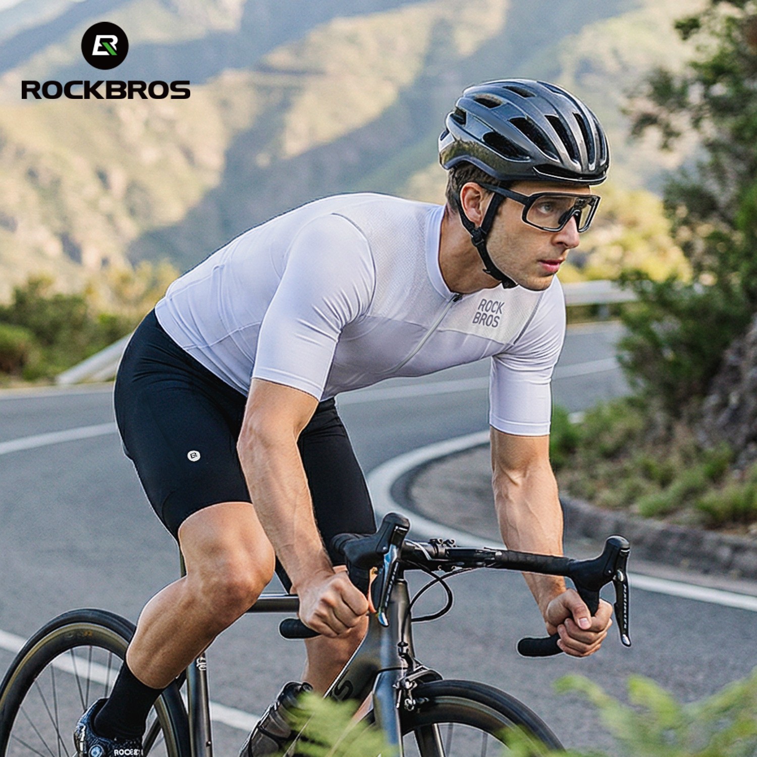 ROCKBROS Cycling Jersey Men’s Short Sleeve Slim Fit Breathable Quick Dry Shirt