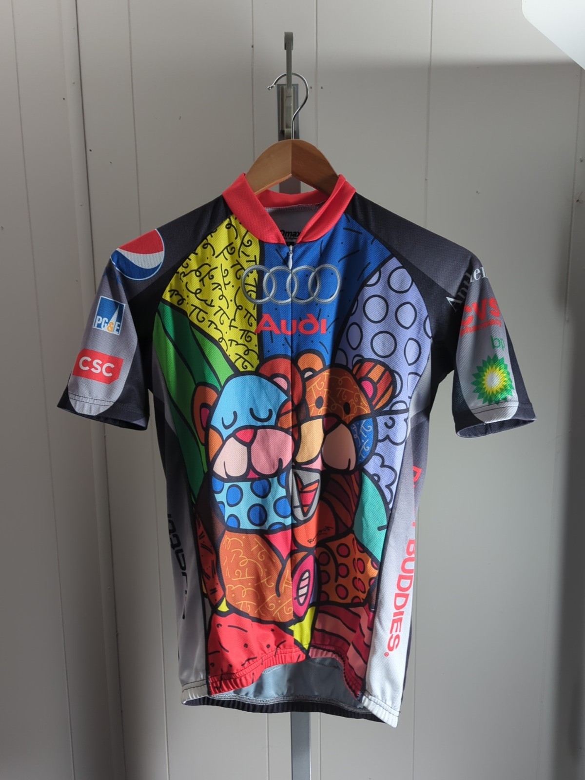 Vomax Sz S Cycling Jersey Art to Wear Best Buddies Friendship Bear Romeo Britto