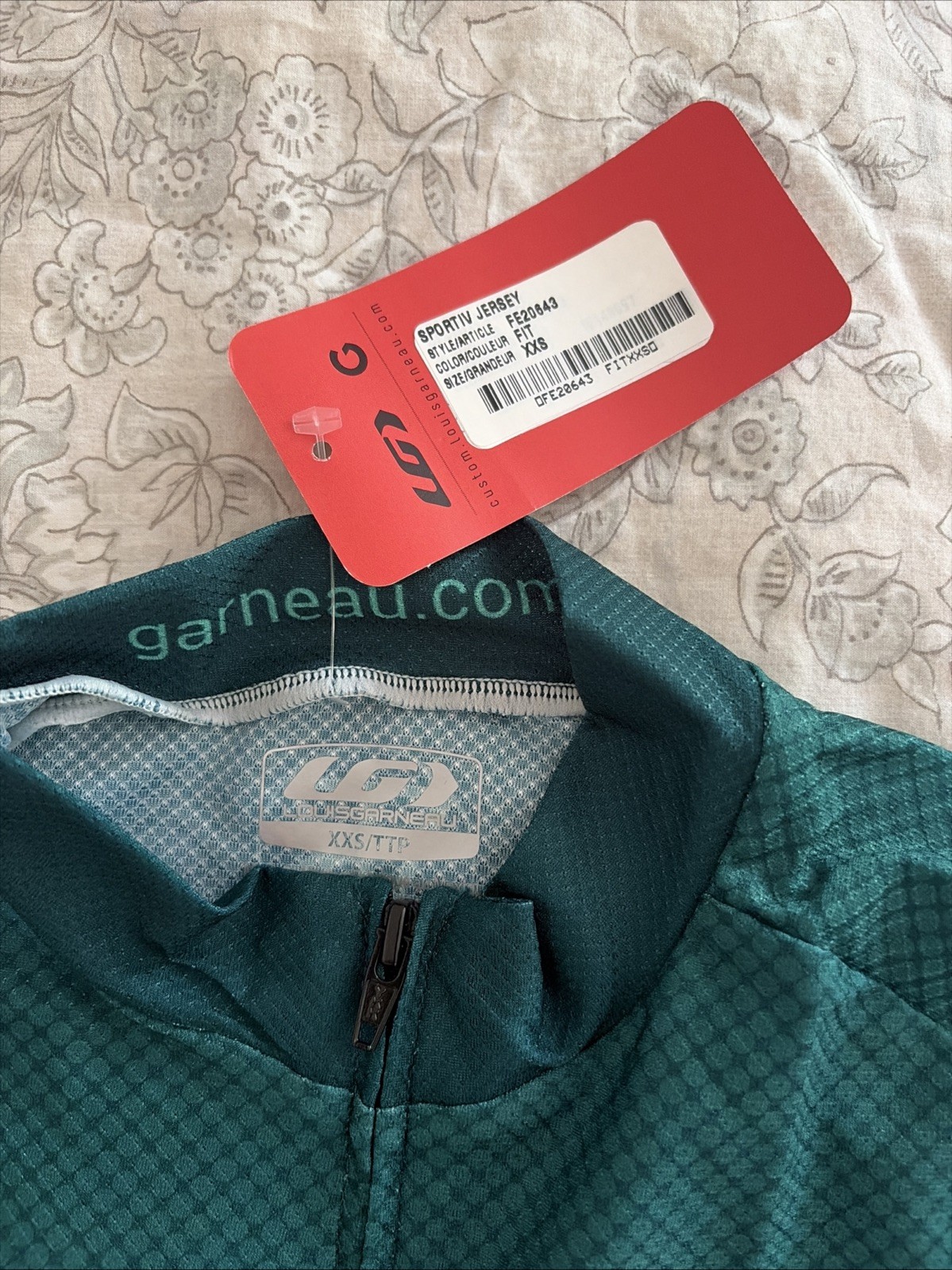 NWT! Men’s XXS LOUIS GARNEAU Full Zip Short Sleeve Cycling Sportiv Jersey Green