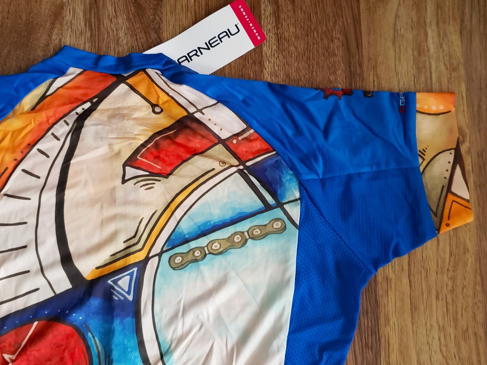 NEW Louis Garneau Giro Bella Women Bike Cycling Jersey – L Large – Short Sleeve