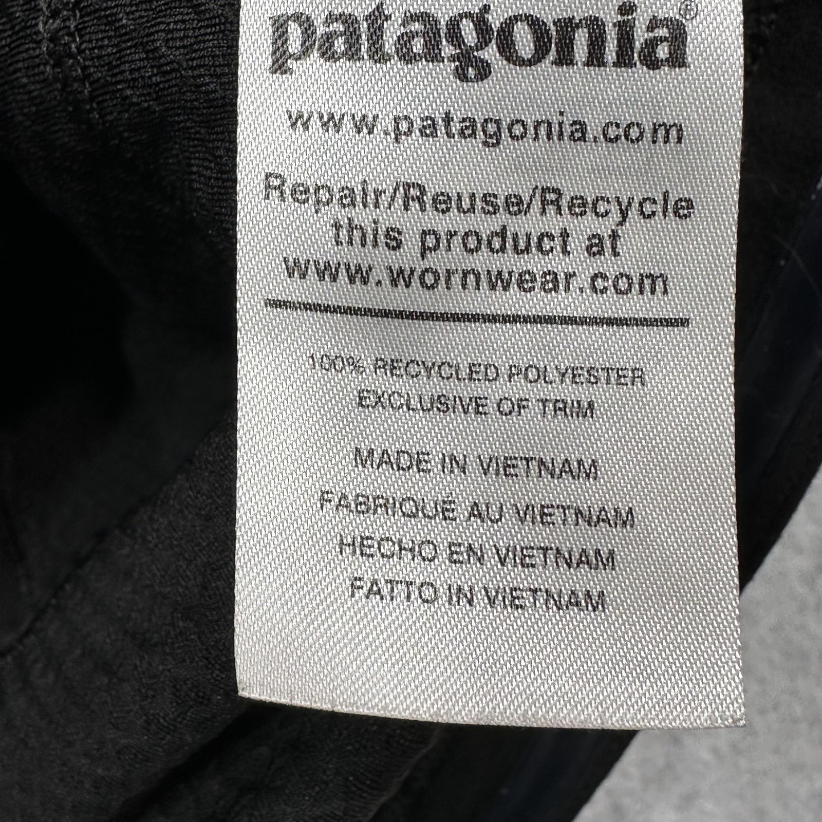 Patagonia Capilene Midweight Cycling Jersey Womens Large Black 1/2 Zip Pockets