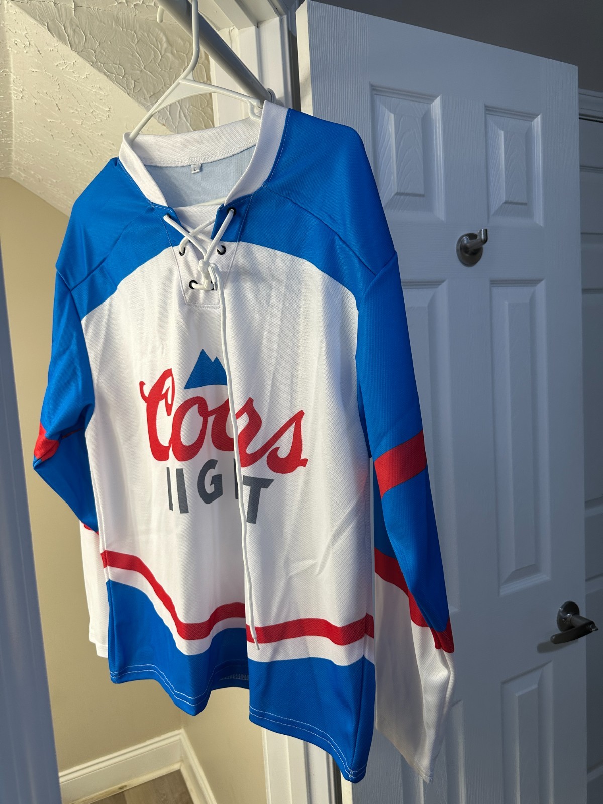 Women’s Jersey Style Long Sleeve Shirt – Size Large