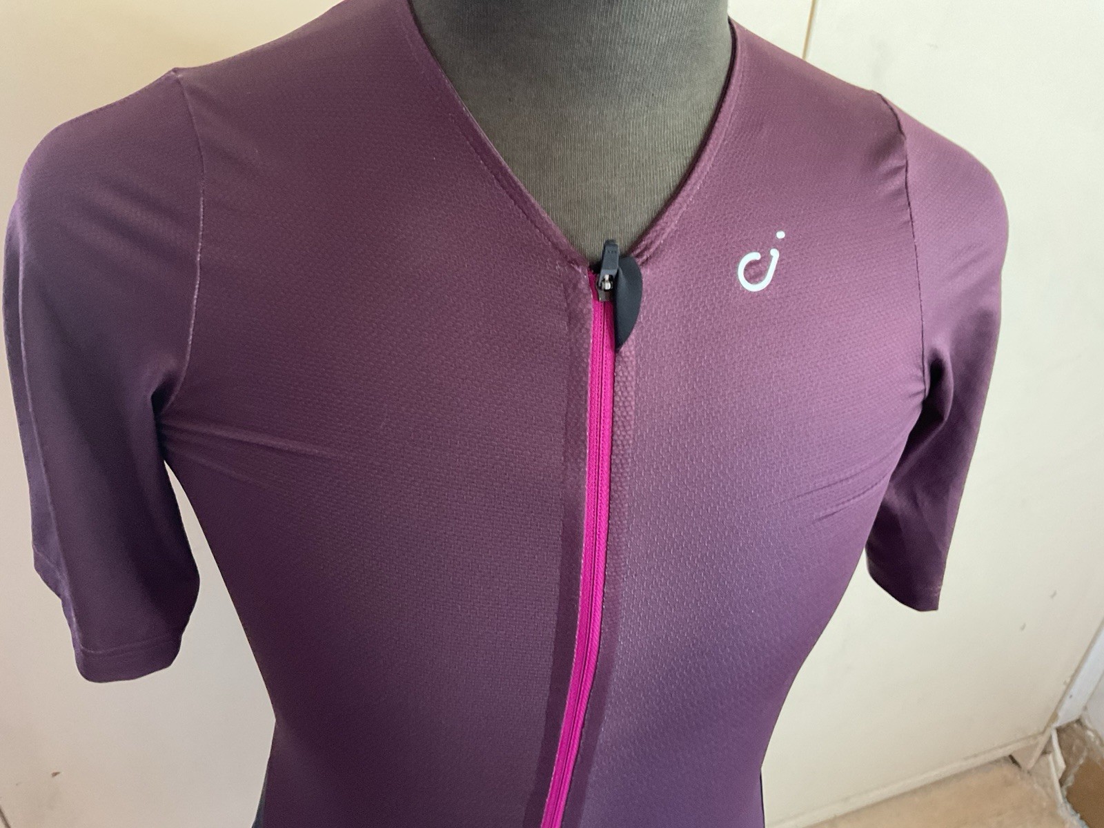Velocio Cycling Jersey EVO Women’s Large New With Defect See Pics