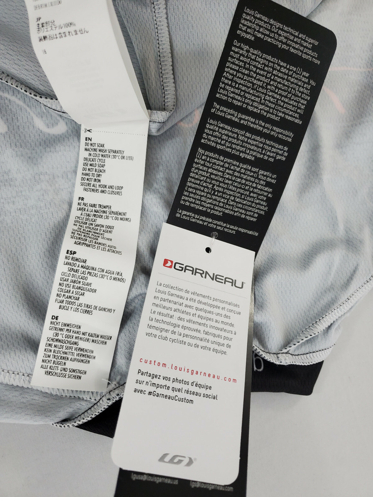 LOUIS GARNEAU men biking Tour 2 jersey FE42119 black 40UFA sz XXS $55