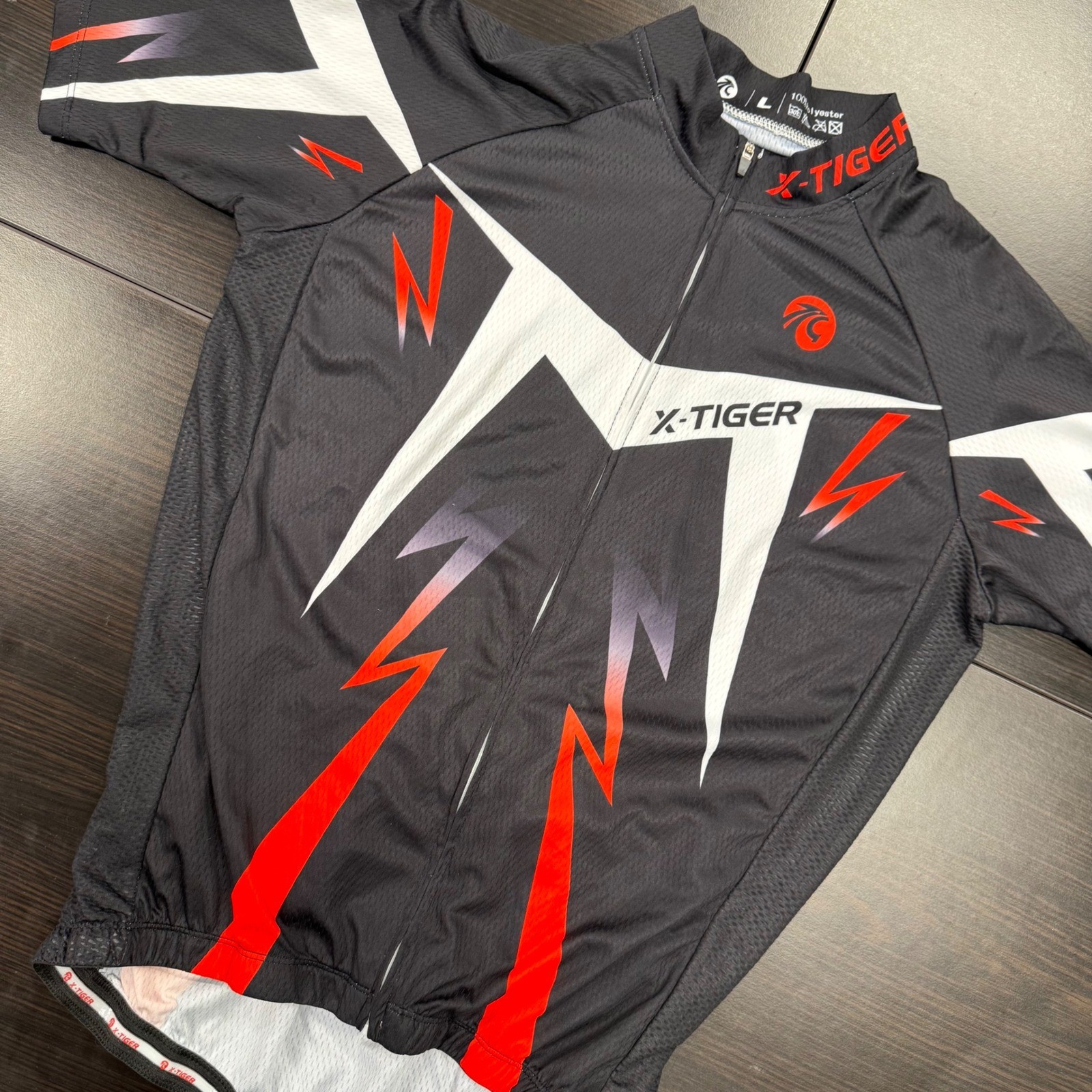 X-Tiger Cycling Jersey Mens Large Black Red White Excellent Lightning Bolt Zip