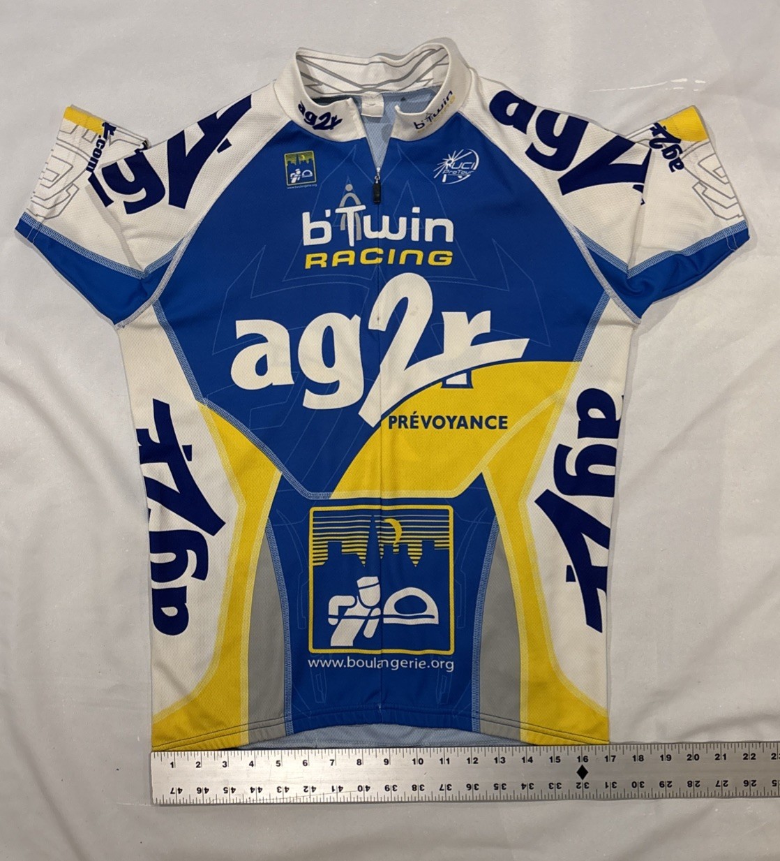 Men’s Medium B Twin Racing team ag2r Cycling Jersey Michelin Prévoyance