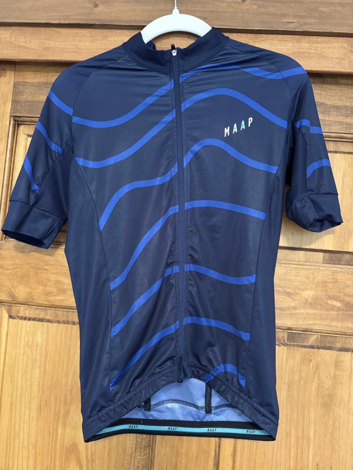 MAAP Cycling Jersey Navy Blue Short Sleeve Men’s XS Great Condition