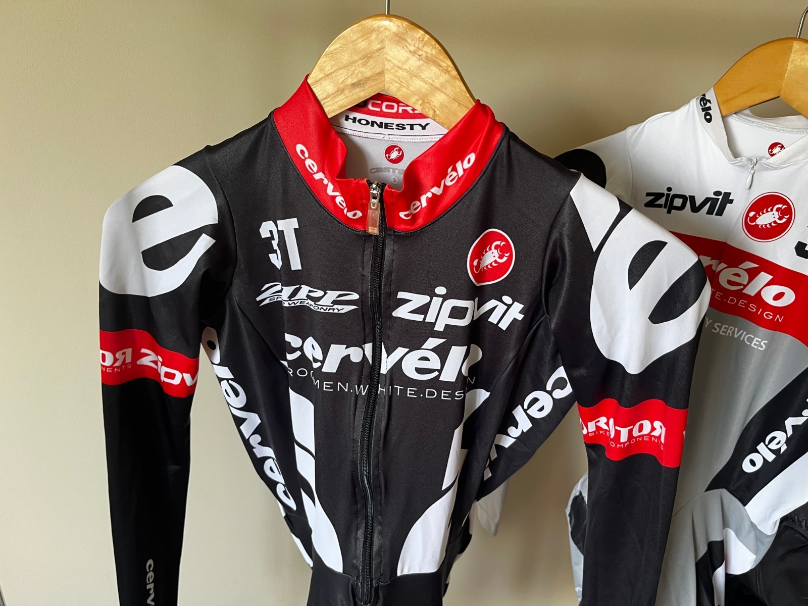 Cervélo TestTeam Cycling Skinsuit Speedsuit Cycle Suit Professional Castelli S