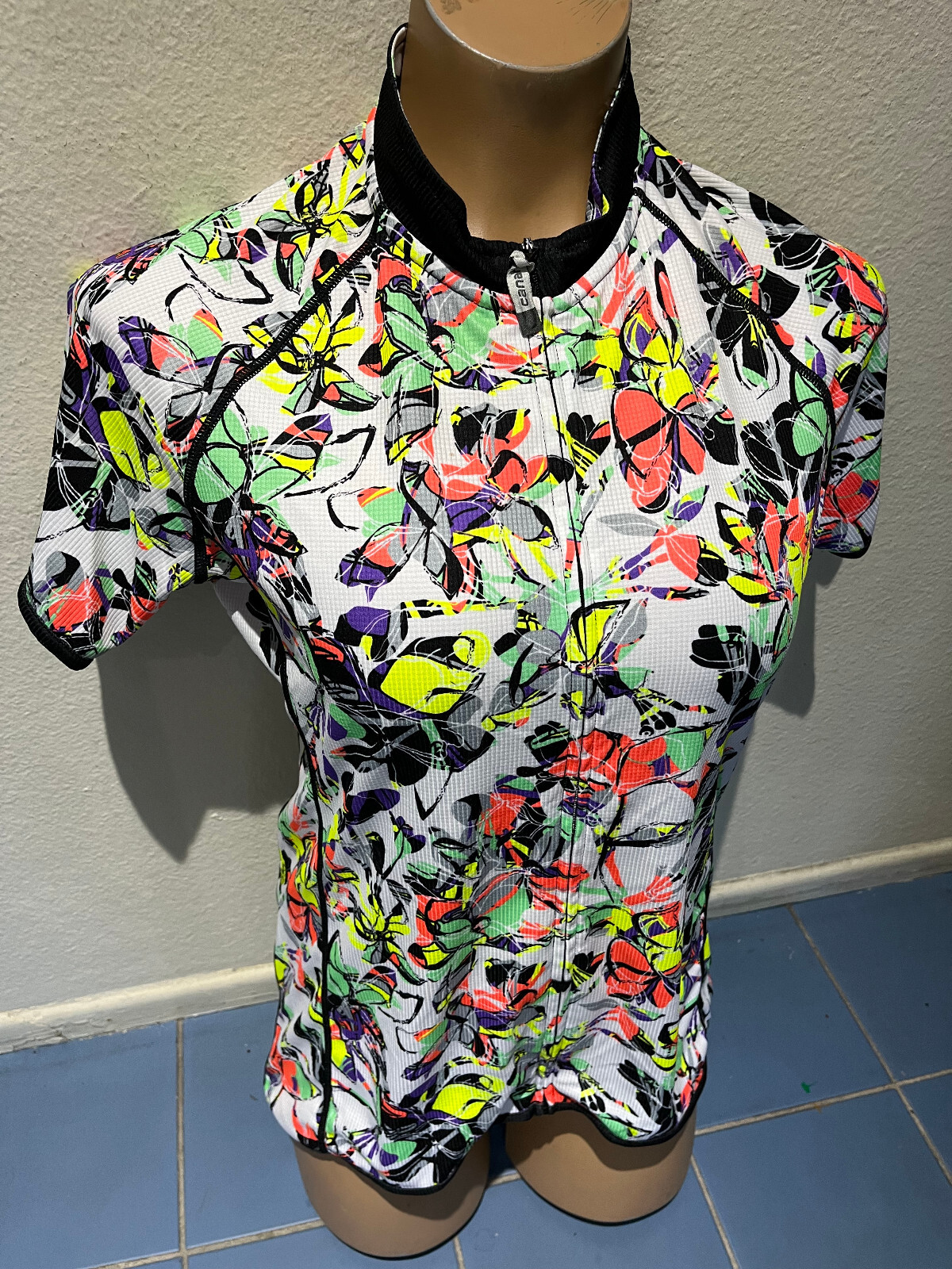 CANARI Women’s Sz M Multi-color Butterfly Design Zip Up Cycling Bike Jersey