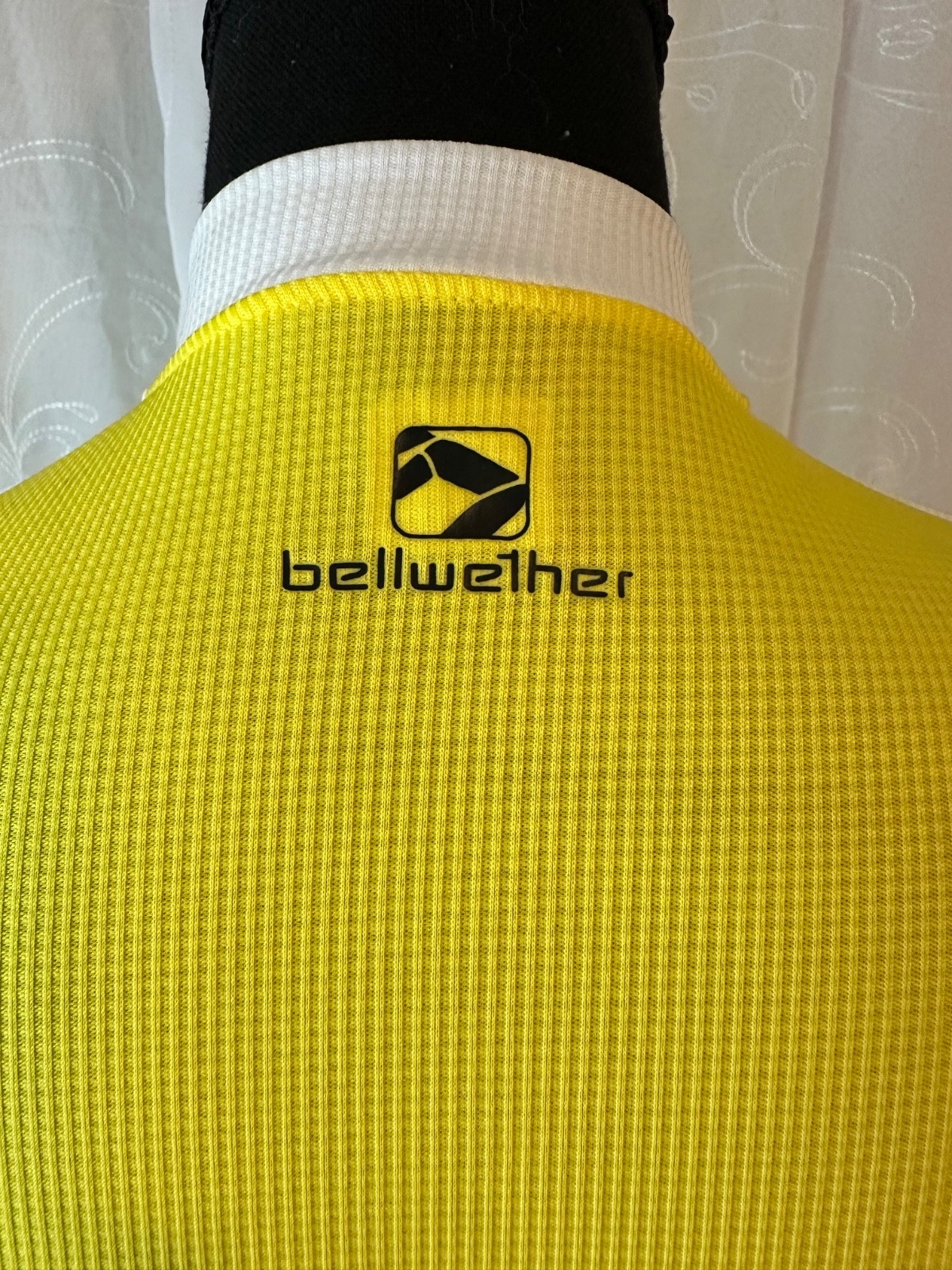 Bellwether Ladies Cycling/Multisport Jersey – BNWT $50