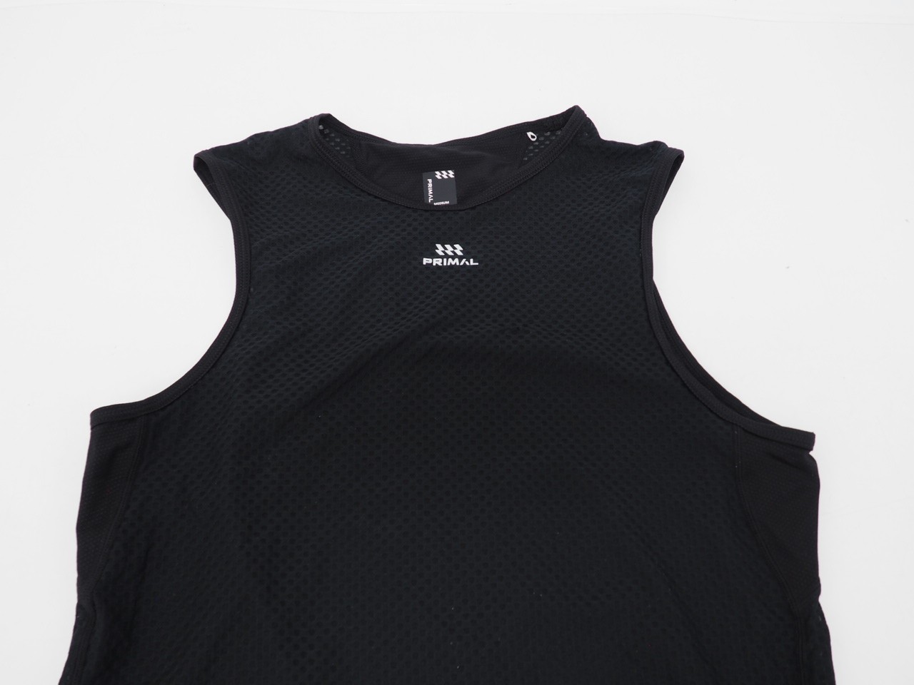 Primal Women’s Etheros Sleeveless Base Layer Size Medium Black Active/Cycling