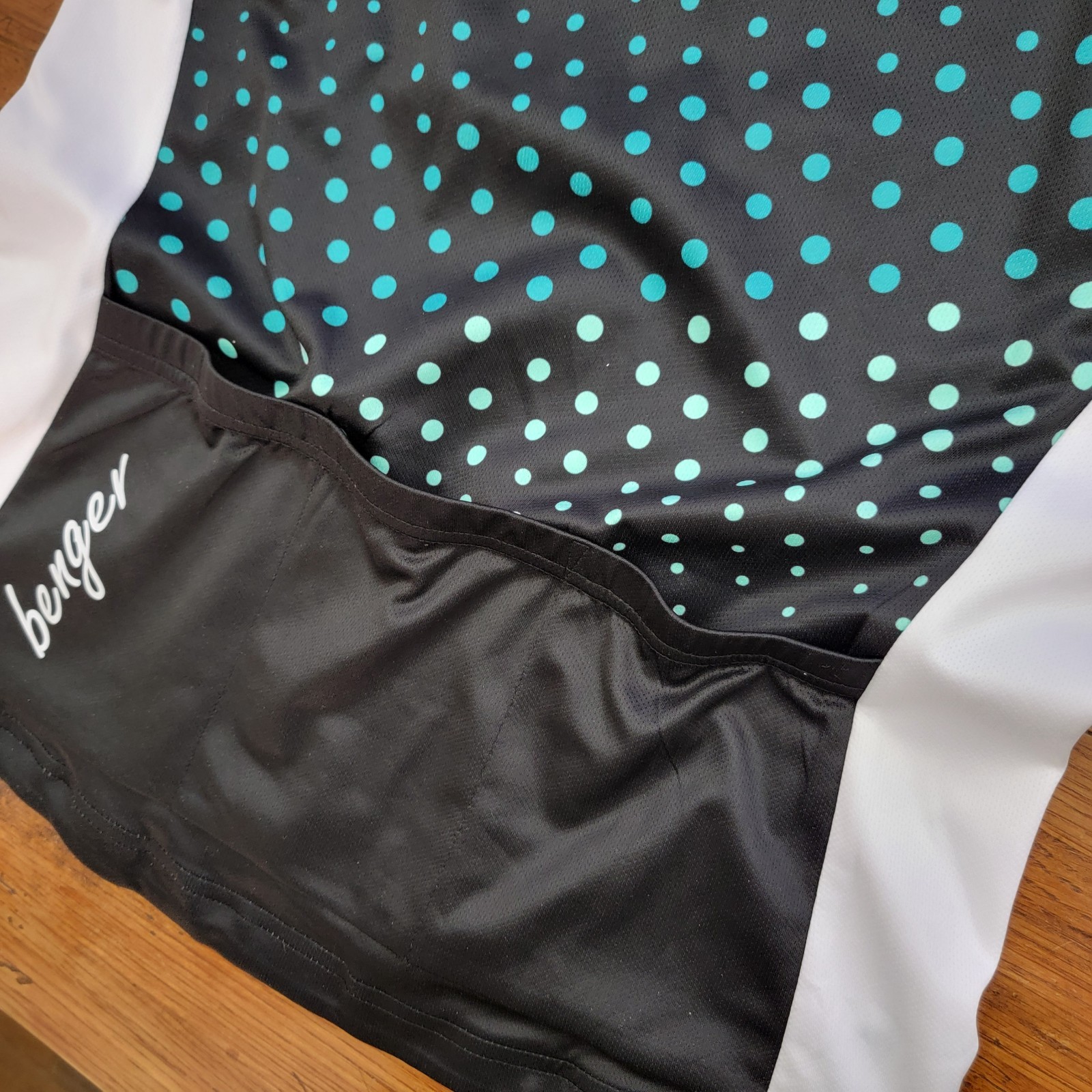 Benger Womens 38 Cycling Jersey 18″ P2P Polka Dots Waist Gripper