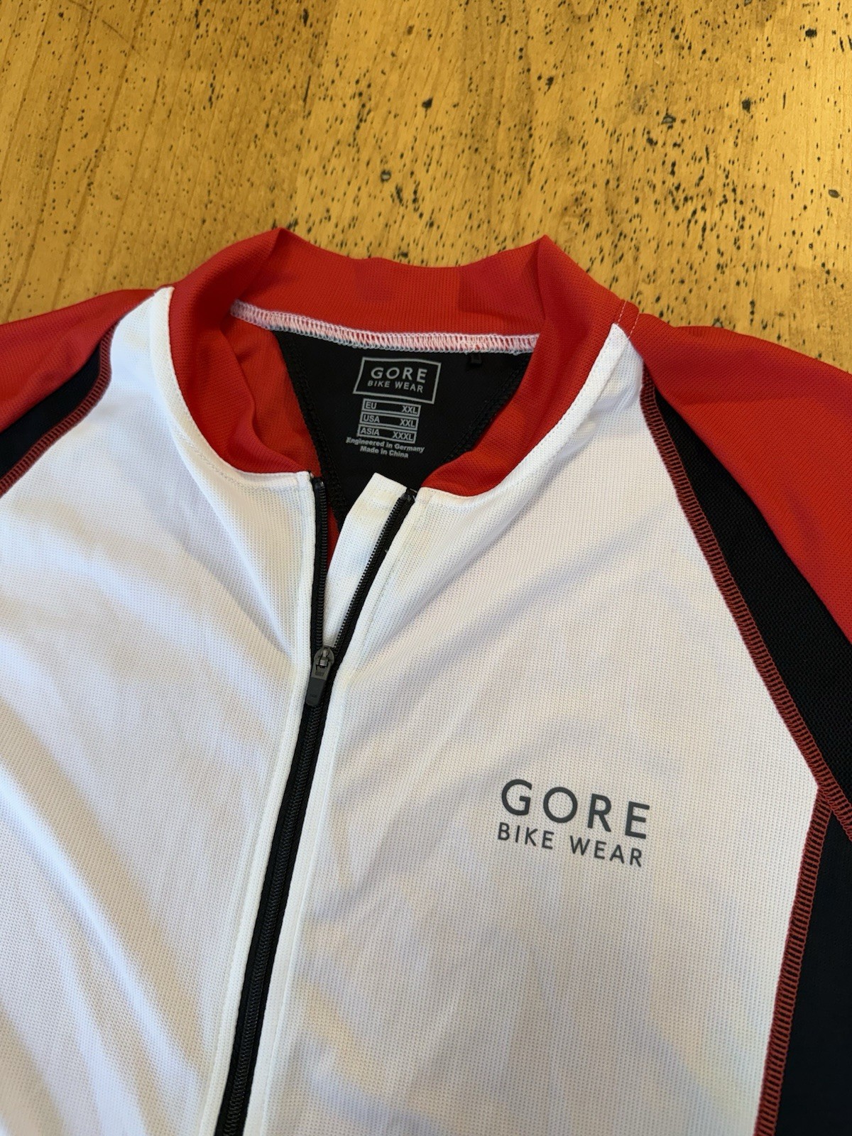 gore bike wear Full Zip jersey Men’s Size XxL Excellent Condition