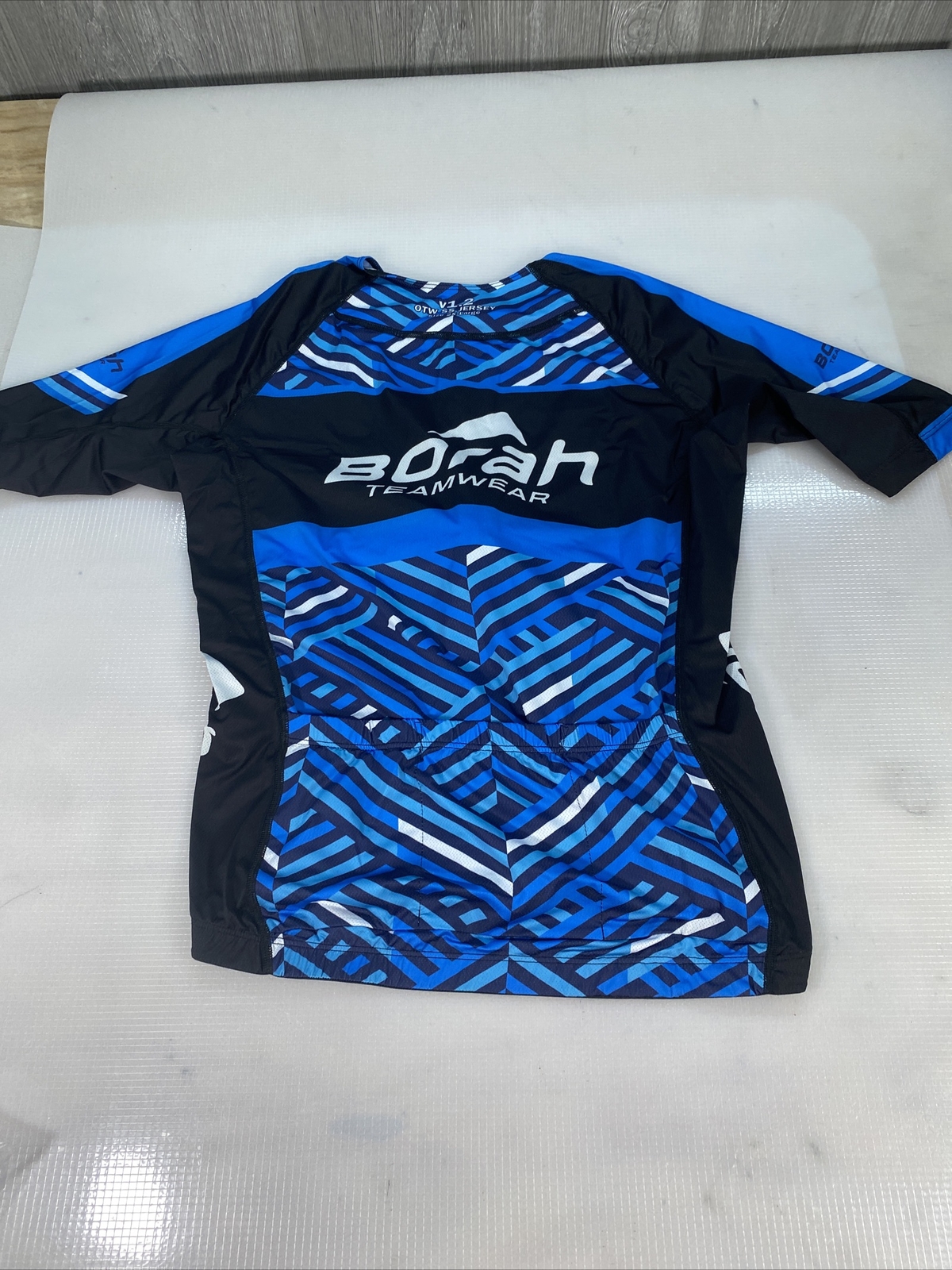 Borah Teamwear mens OTW cycling jersey 2XL XXL (8301-38)