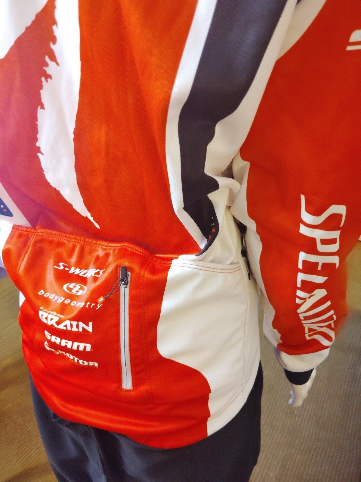Men’s/Women’s Cycling Long Sleeve Windbreaker