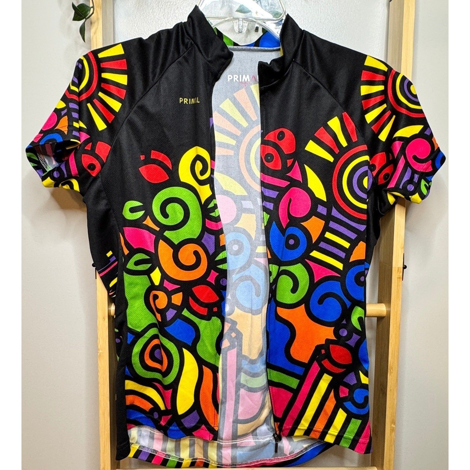 Primal Women’s M Cycling Jersey Colorful Abstract Graphic 1/4 Zip 3 Pocket Bike