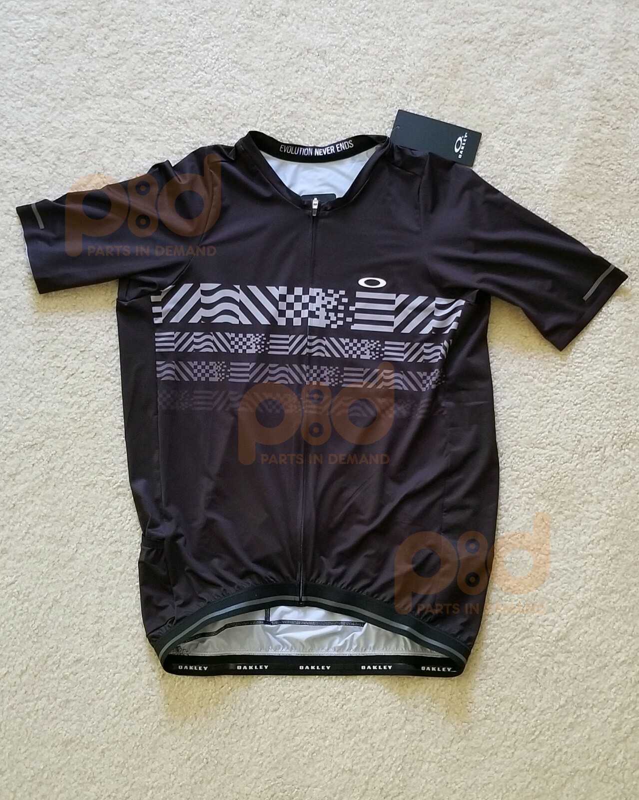 NEW Oakley Endurance Black Cycling Jersey Blackout Large L Bike Bicycle RACE FIT