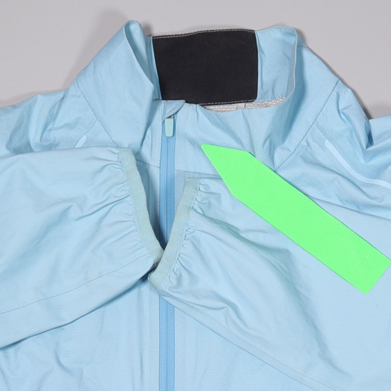 Rapha Core Cycling Rain Jacket Blue 100% Nylon Full Zip Women’s size Small