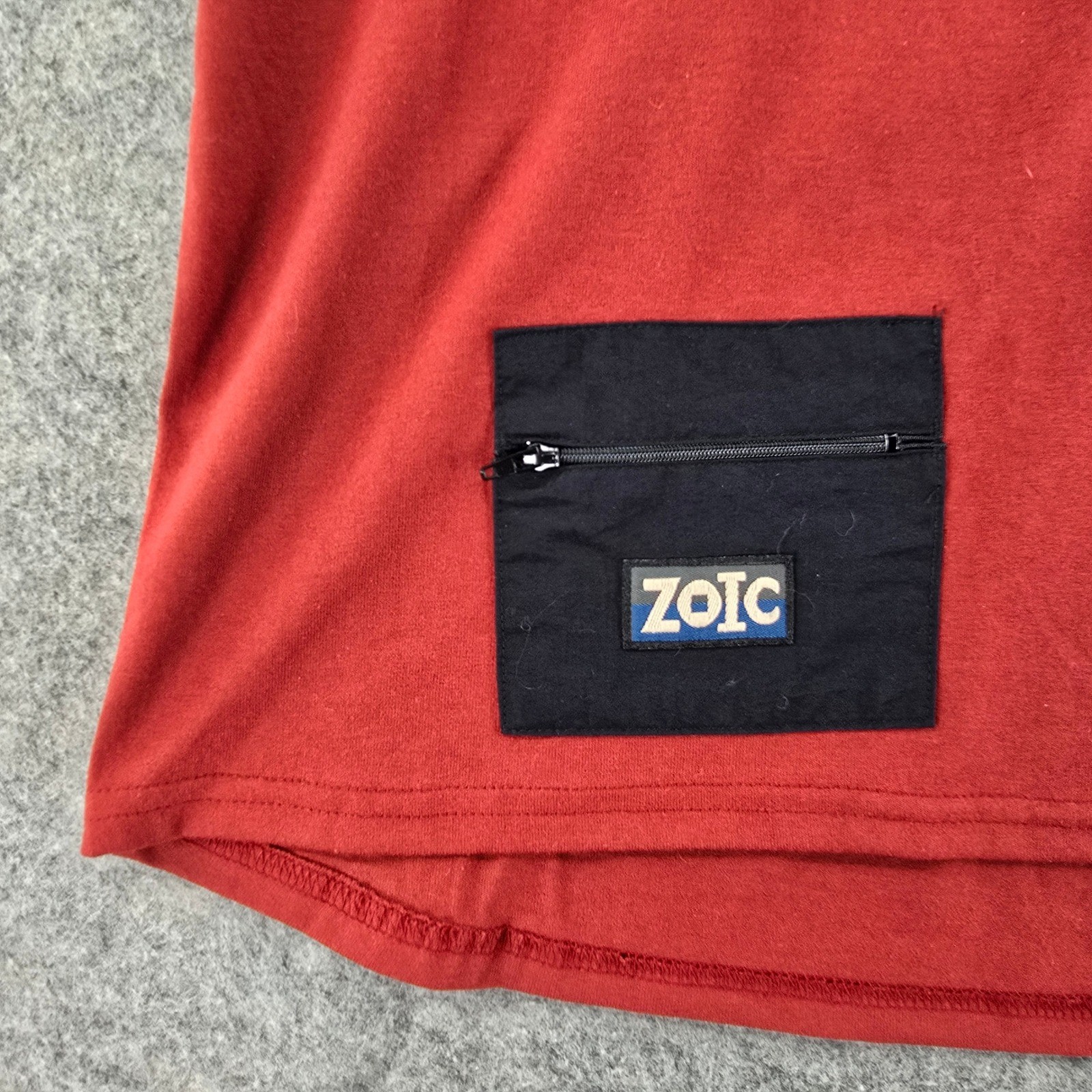 ZOIC Mens Red Zip Neck Short Sleeve Cycling Shirt with Back Pockets Large USA