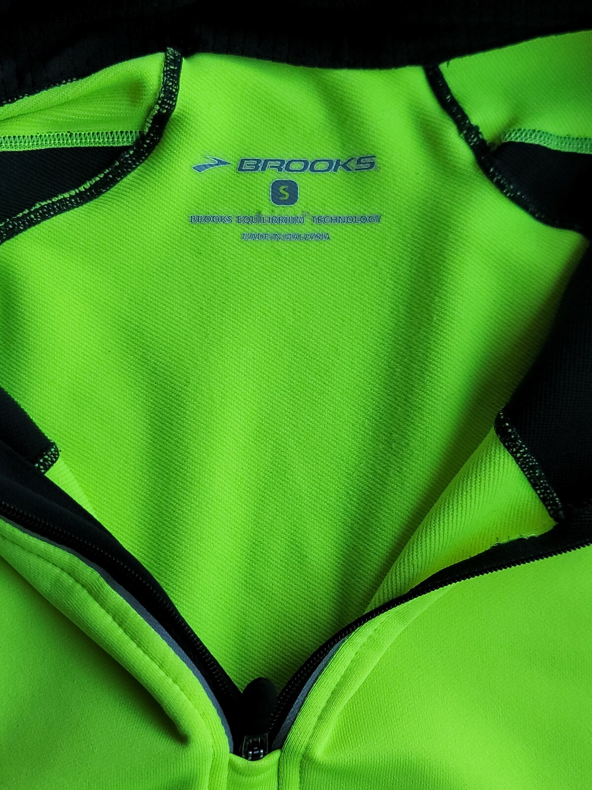 BROOKS Mens Long Sleeve Bright Cycling Pullover Jersey Top Size S