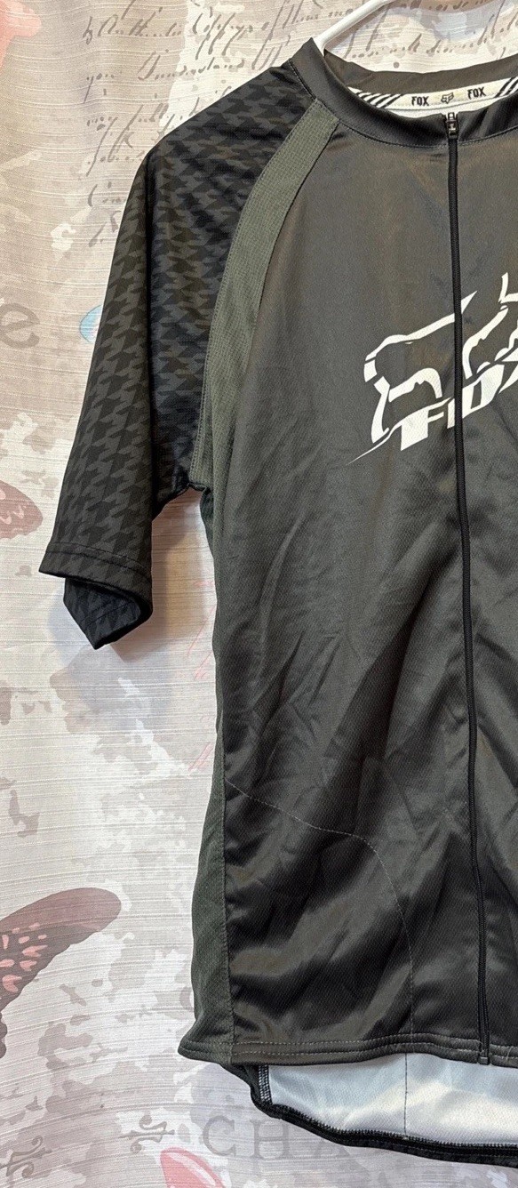 FOX Racing Men’s M Gray/White/Black Full Zip Bicycle Jersey