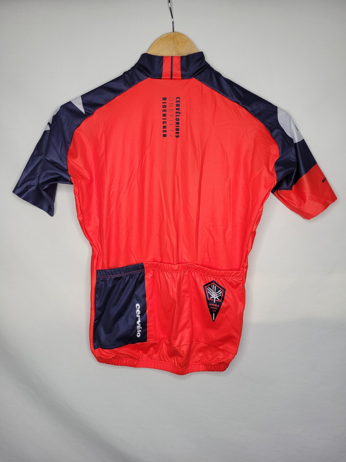 NEW Endura Cervelo Race Cycling Jersey Women’s Size Small Full Zip Red Blue UK