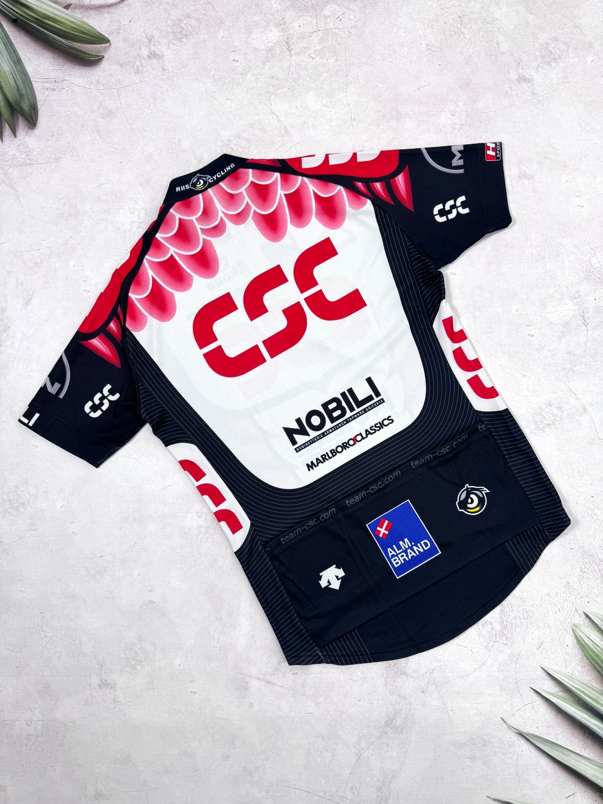 Descente Team CSC Skoda Man UCI Nobili Cervelo Cycling Jersey size 5 / M