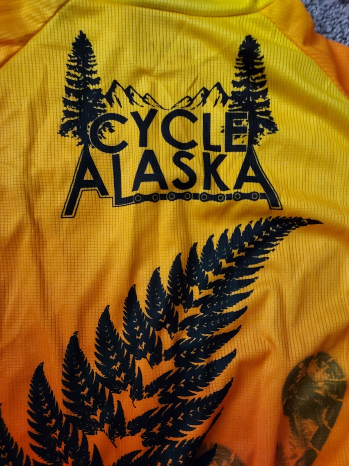 Primal Cycle Alaska Women’s Race Cut Jersey Medium 3 Pockets