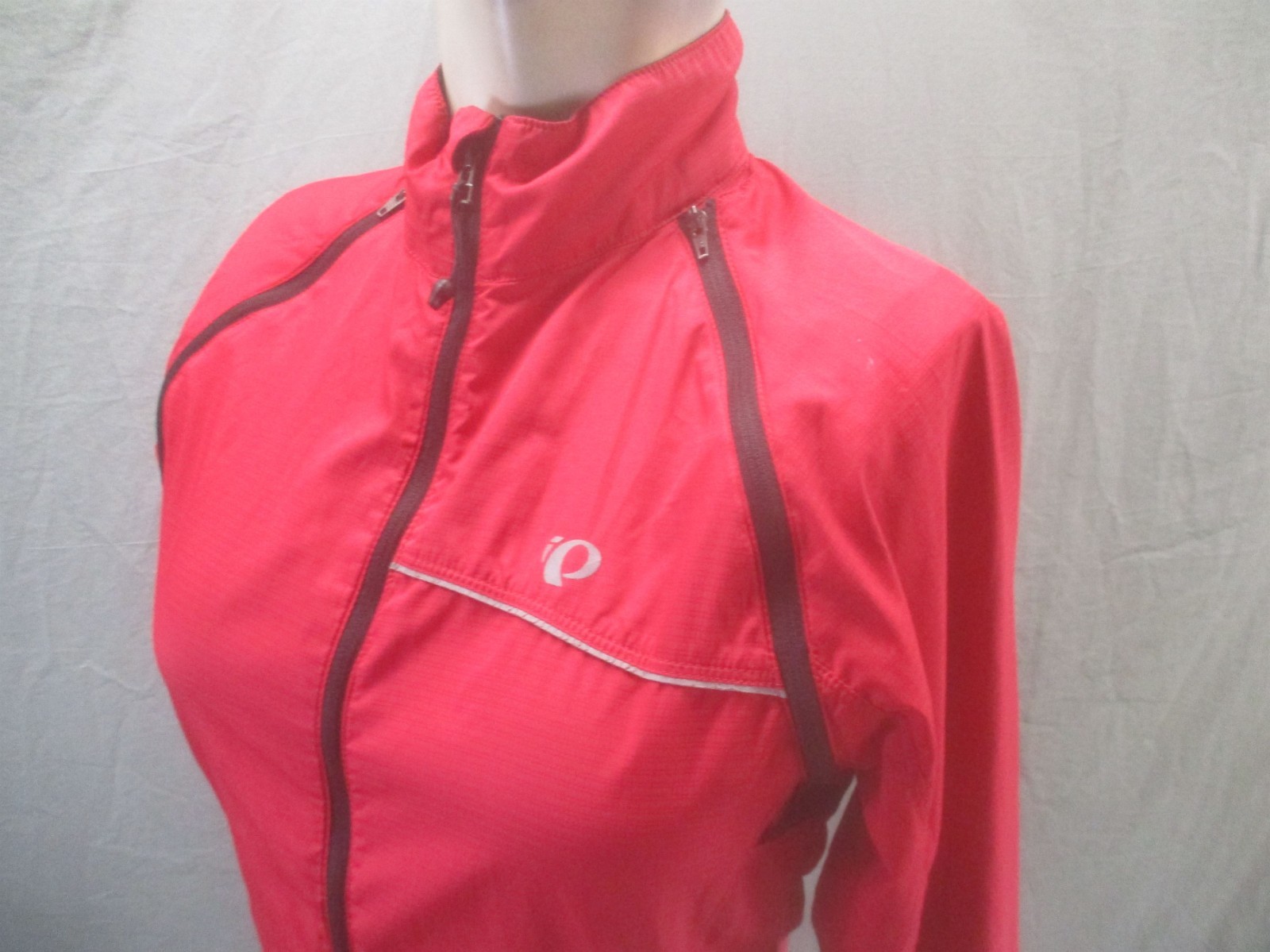 Pearl Izumi Size S Womens Red Cycling Drawcord Hem Windproof Full Zip Jacket 106