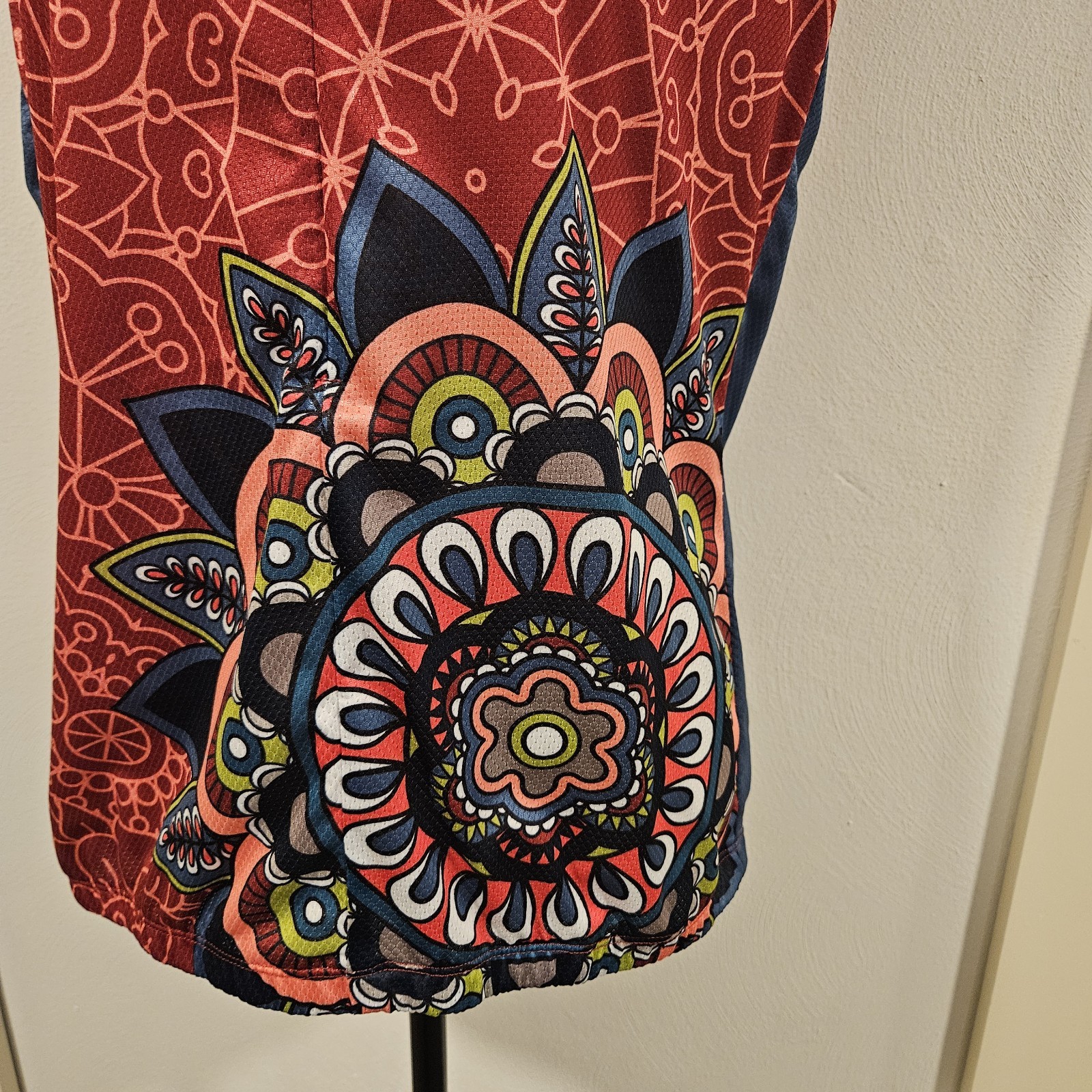 Velorosa Ladies XXL Sleeveless Cycling Top Mandala Design