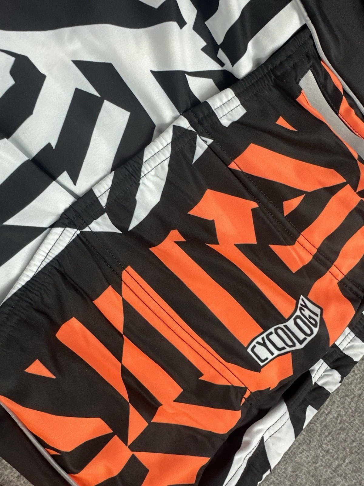 Cycology Cycling Jersey Mens Medium Orange Summit Summer Long Sleeve