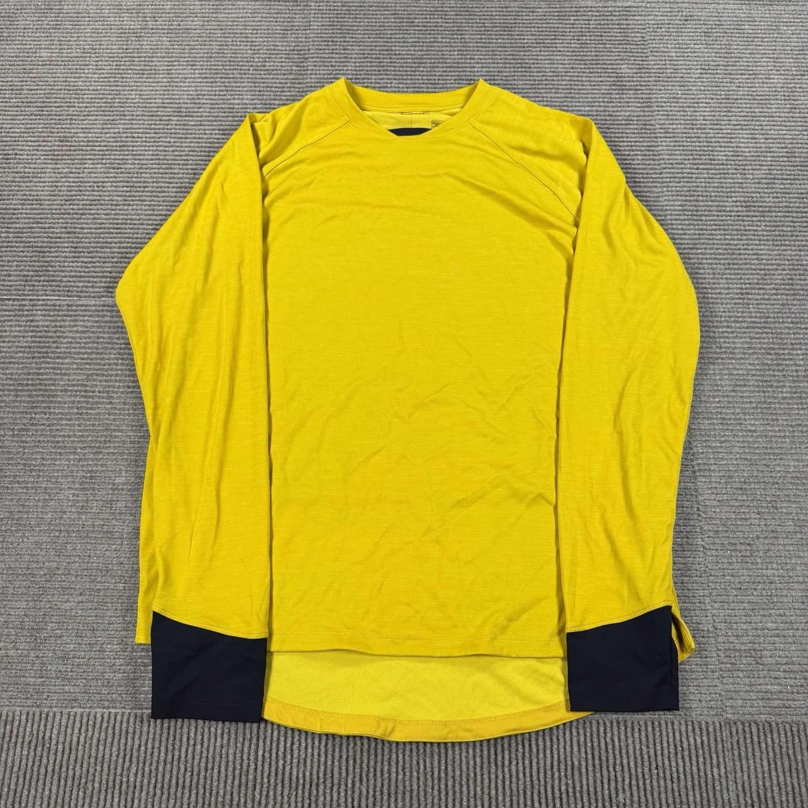 Patagonia Long Sleeved Dirt Craft Jersey Men’s XL Hawk Gold