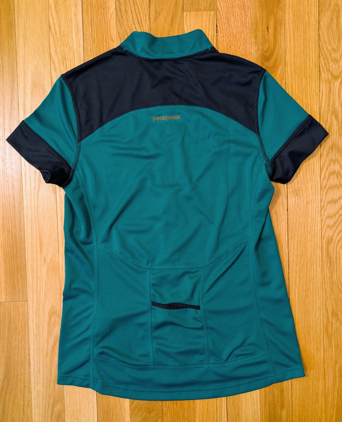 Patagonia Women’s Full-Zip Cycling Jersey Teal/Navy sz XS *Slight Damage*