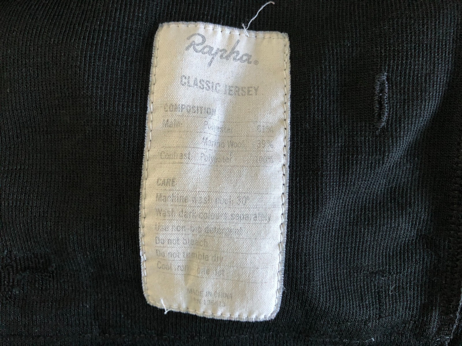 Rapha Women’s Full Zip Cycling Top Black Polyester/Wool Drop Tail