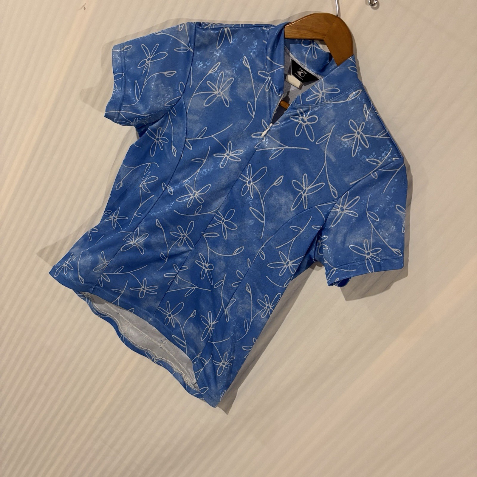 Canari Womens Large CYCLING Biking JERSEY Back pockets 3/4 Zip A-11