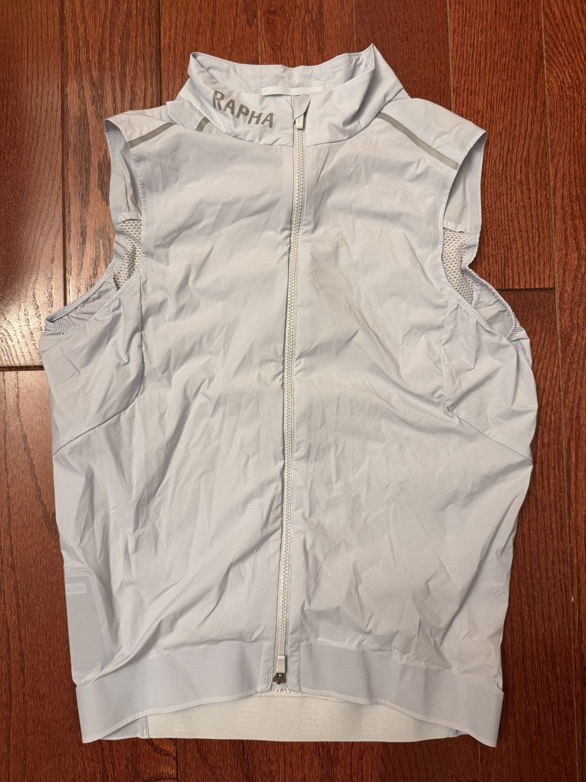 Rapha Pro Team Men’s Gilet II – Arctic Ice / Silver Reflective – XS