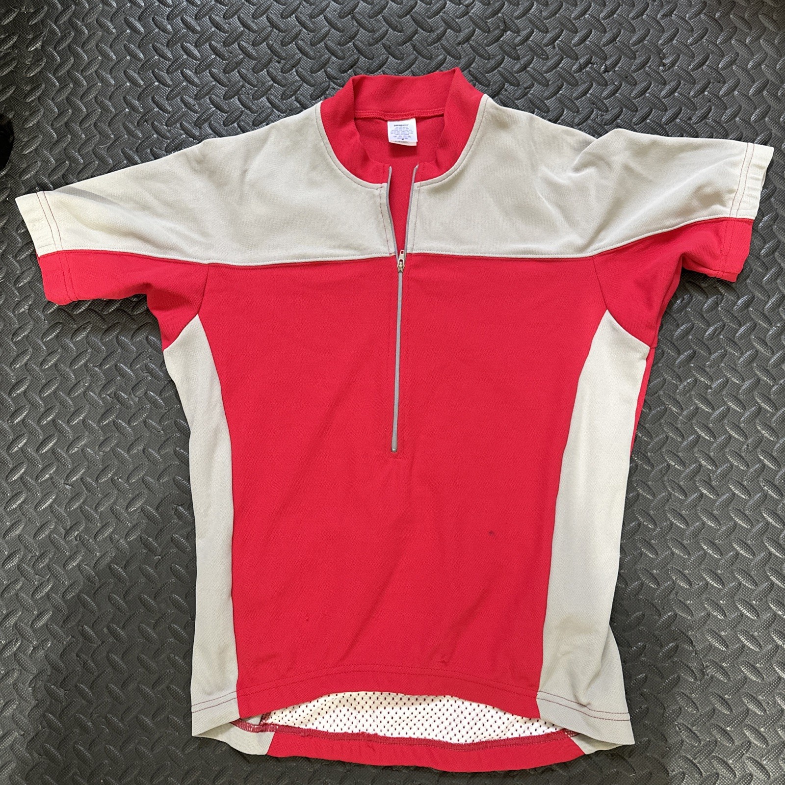 Patagonia Mens Small (Sm) Cycling Jersey 1/2 Zip Shirt Lightweight Vtg Red Gray