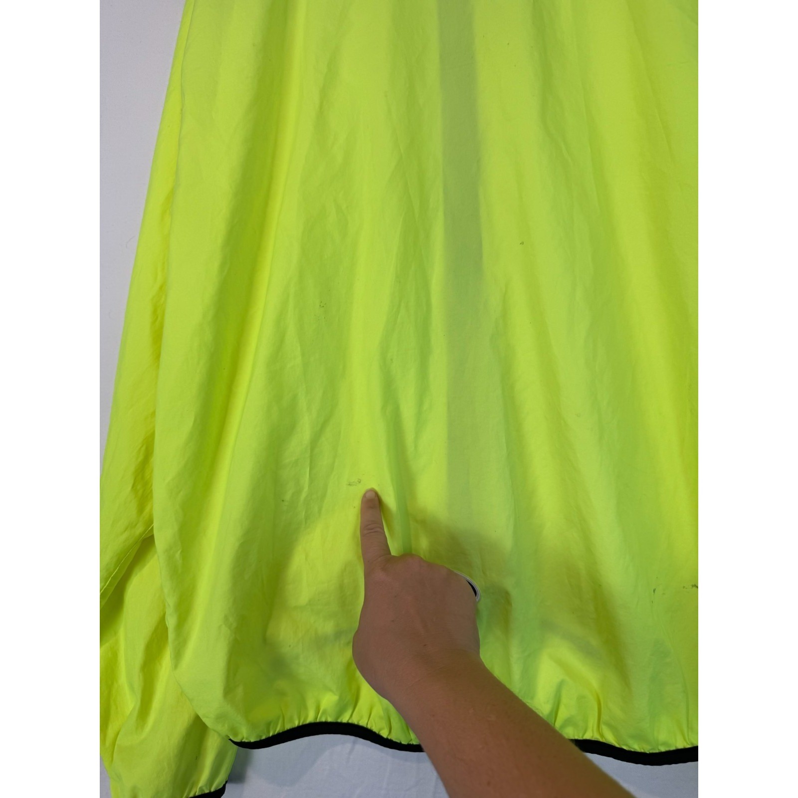 Louis Garneau Cycling Jacket M/L Neon Yellow Full Zip Lightweight