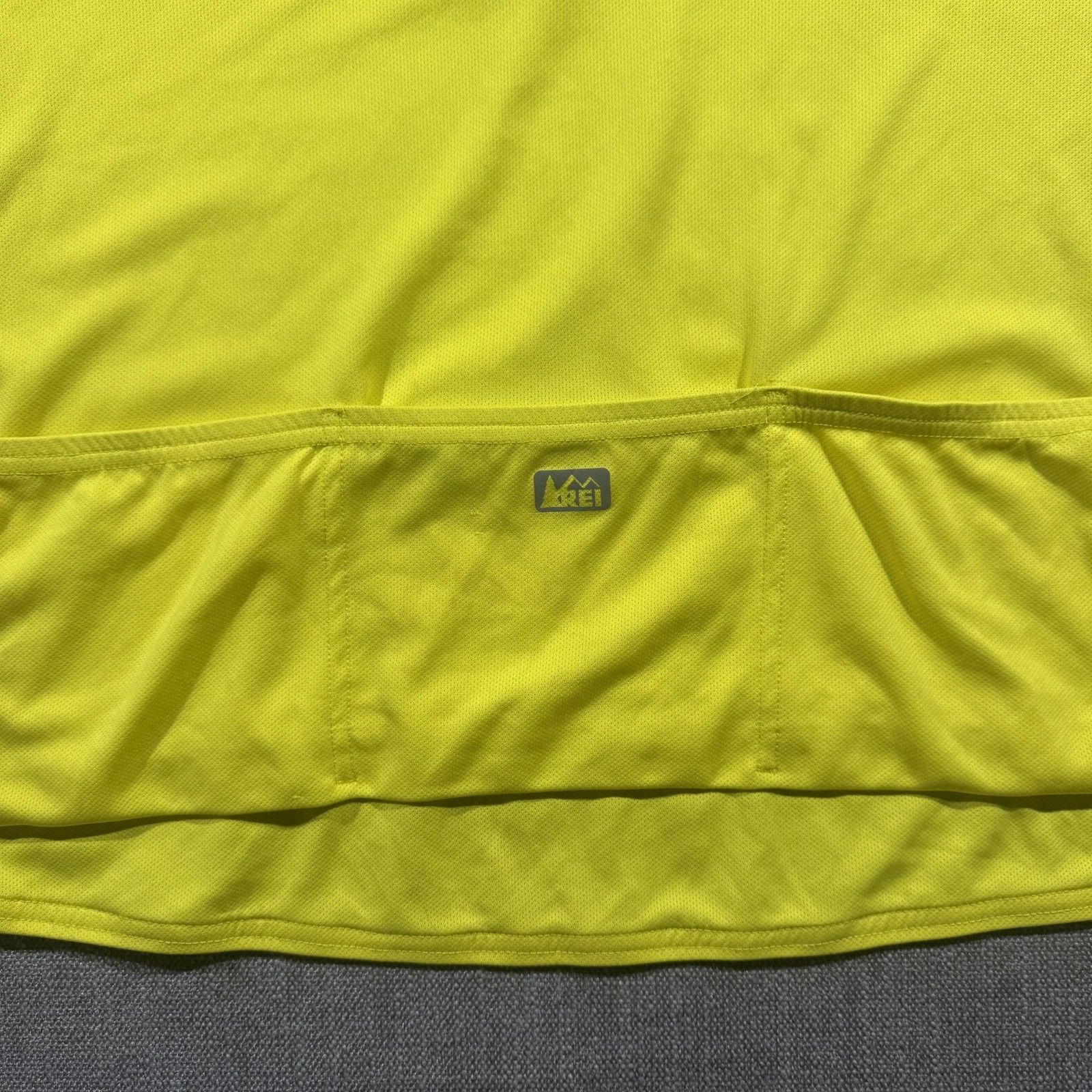 REI Cycling Jersey Shirt Mens XXL Yellow Half Zip Pockets High Visibility