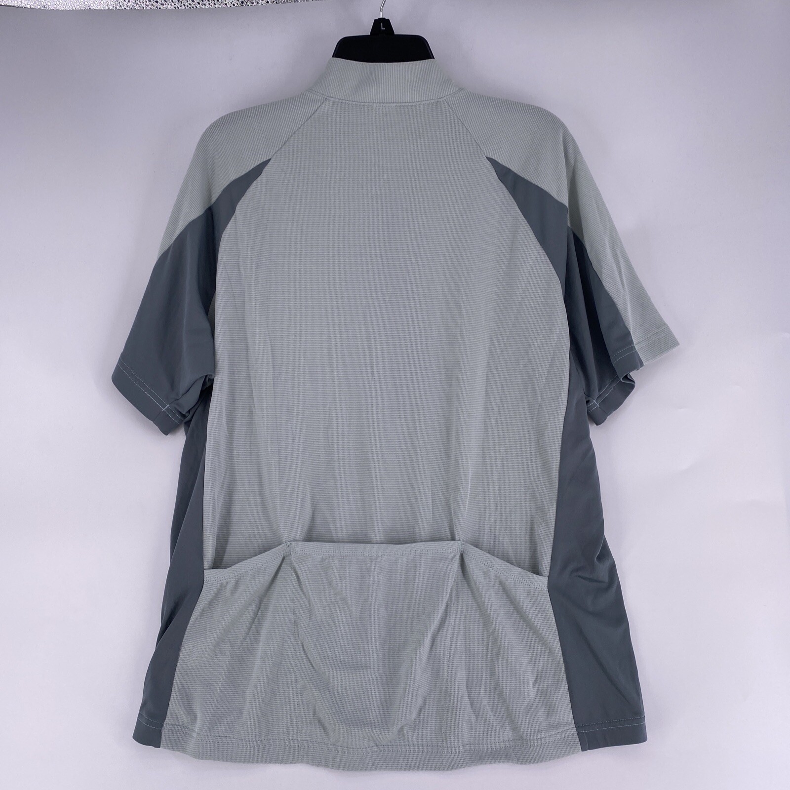 Patagonia Women’s Size XL Short Sleeve 1/2 Zip Cycling Jersey