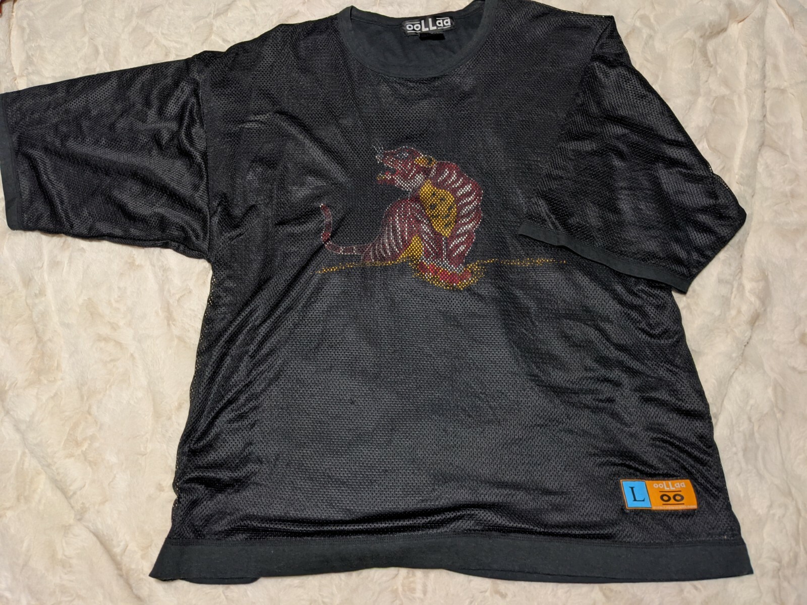OOLLaa unique men’s Jersey shirt with tiger size large